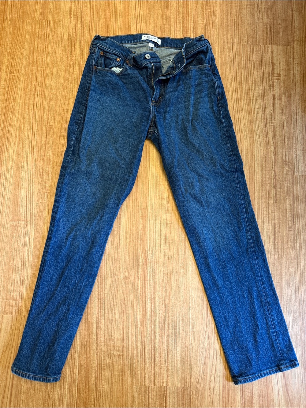 Abercrombie & Fitch Curve Love 90s straight mid-rise Jean 28R